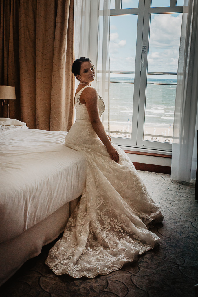 suknia panny młodej z trenem 2019 2020