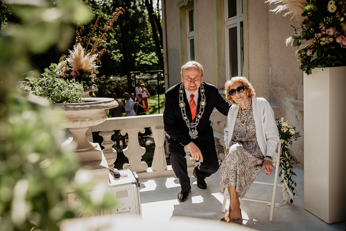 urzędnik stanu cywilnego ślub w plenerze 